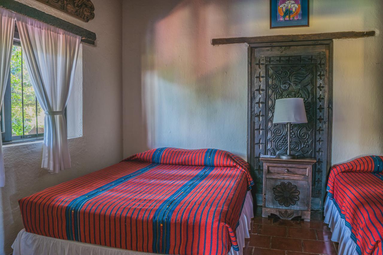 Hotel Toliman San Lucas Toliman Bagian luar foto