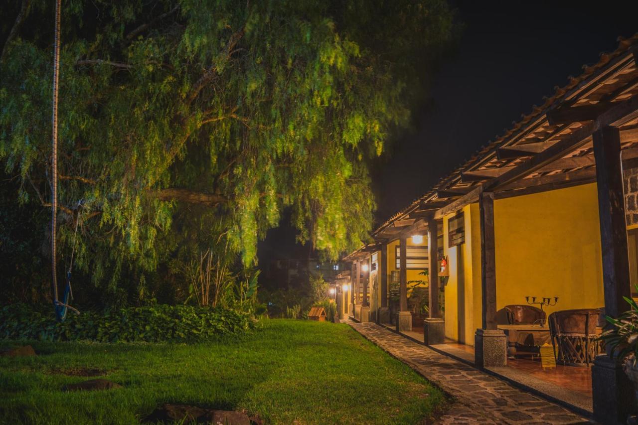 Hotel Toliman San Lucas Toliman Bagian luar foto